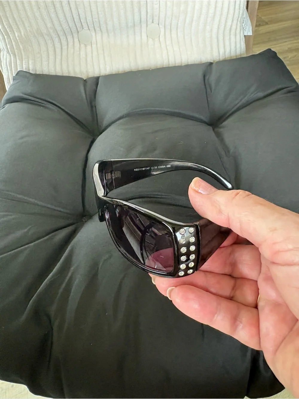 Women’s bifocal/reading glasses